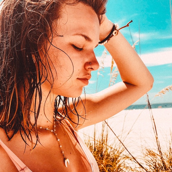 Meet your Posher, Isabelle - Picture 2 of 5